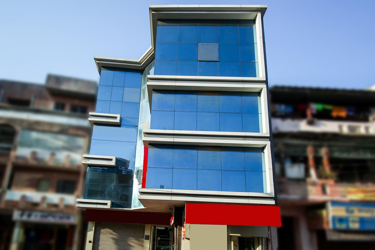 New Rajdhani Hotel Вадодара Екстериор снимка