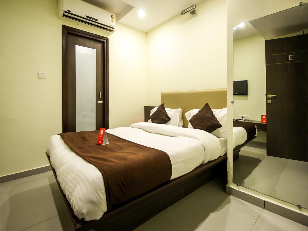 New Rajdhani Hotel Вадодара Екстериор снимка