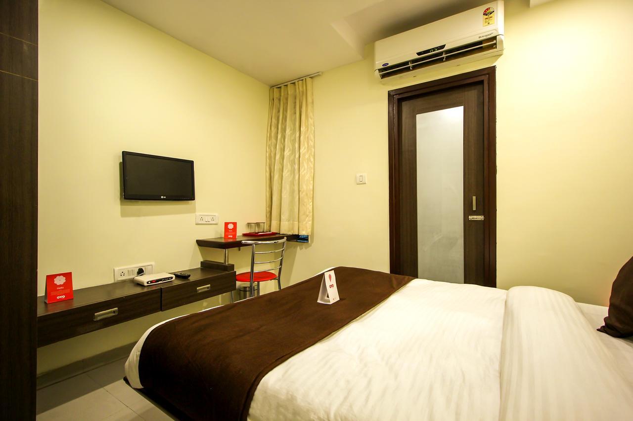 New Rajdhani Hotel Вадодара Екстериор снимка