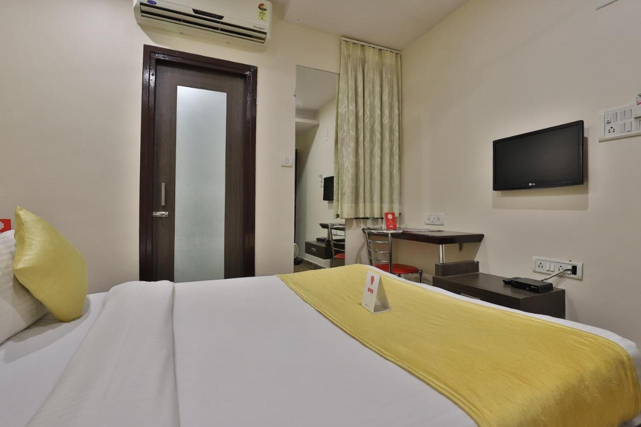 New Rajdhani Hotel Вадодара Екстериор снимка